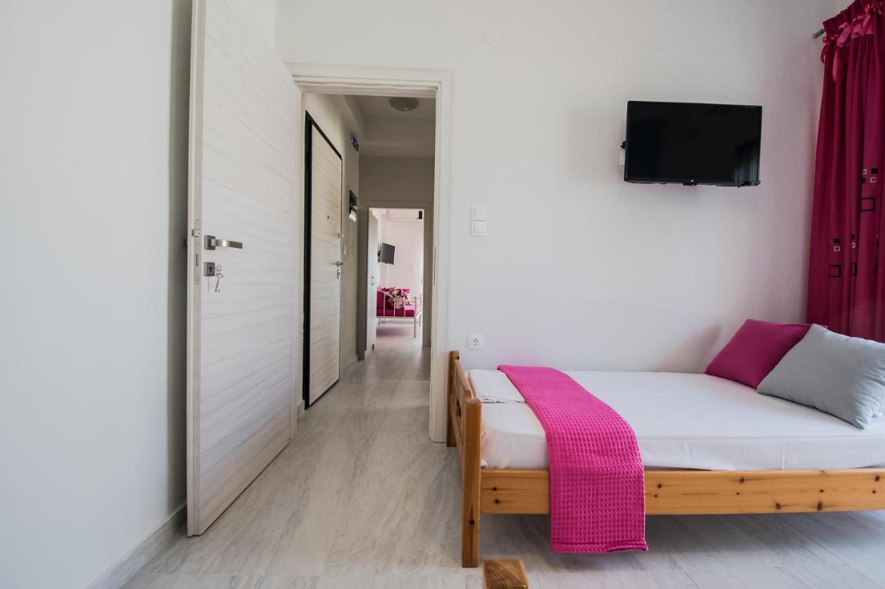 Chelona Apartments Nea Plagia Exterior photo